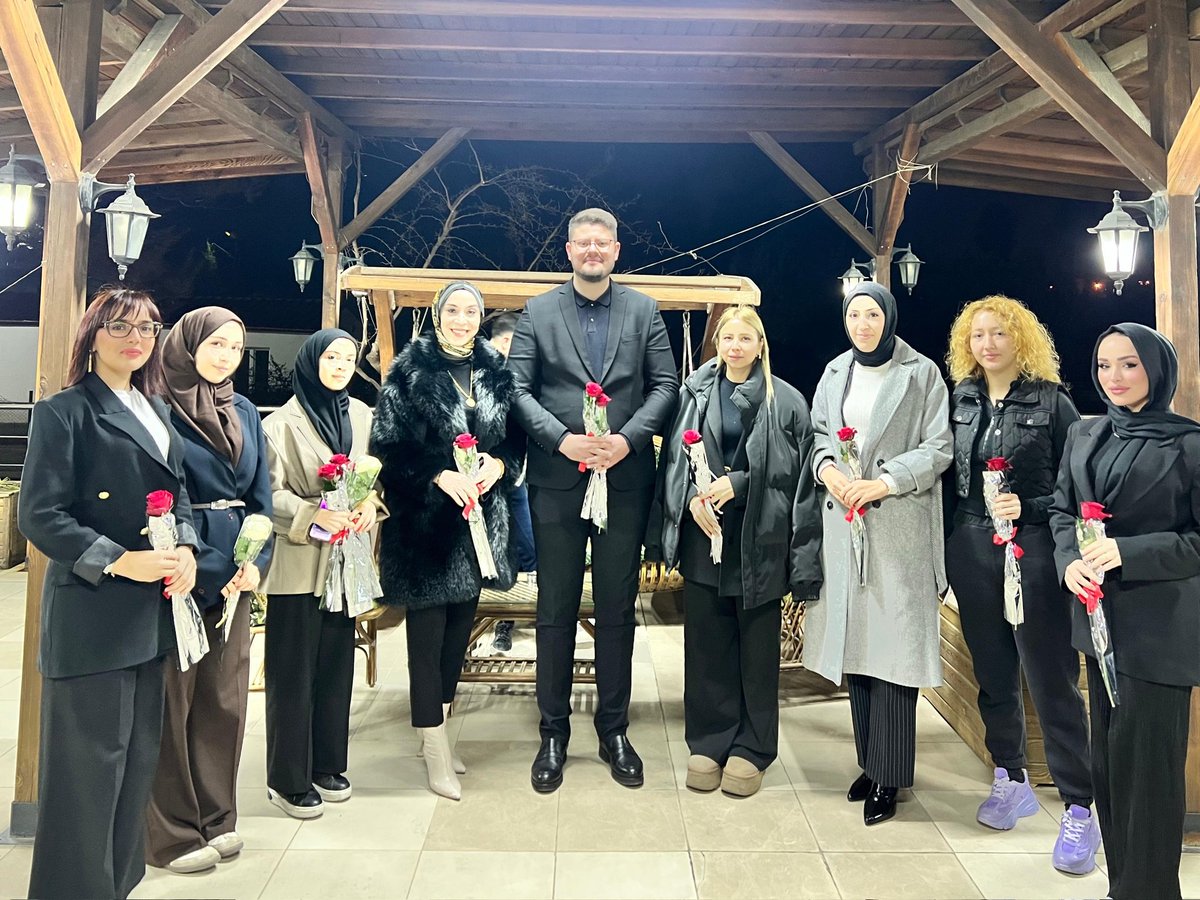 Yüreğir Belediyesi Meclis Üyemiz <a href="/HallDurmus/">Halil Durmuş</a> , Seyhan Belediyesi Meclis Üyemiz <a href="/HasimPolat01/">Haşim Polat 🇹🇷</a> , Çukurova Belediyesi Meclis Üyemiz <a href="/EkremBulutt/">Ekrem Bulut 🇹🇷</a> , Karataş Belediyesi Meclis Üyemiz <a href="/idemirkiran01/">İbrahim DEMİRKIRAN</a> ve Önceki Dönem gençlik kollarında omuz omuza görev yaptığımız kardeşlerimizle birlikte