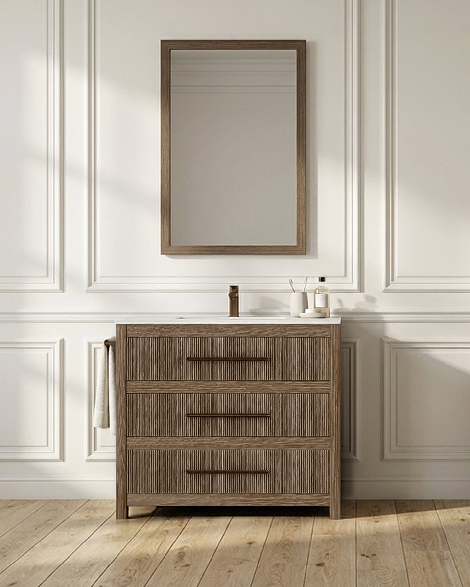 harveygeorge_uk's tweet image. Natural materials bring warmth and timeless style into the bathroom.

The Oak Reeded Ava Chest Vanity combines beautiful oak tones with elegant reeded detailing for a refined, calming space.

#BathroomDesign #InteriorInspiration #HarveyGeorge