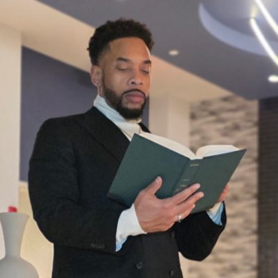 T.M.R Woodford tweet media