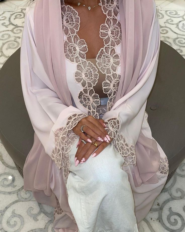 ليان tweet media