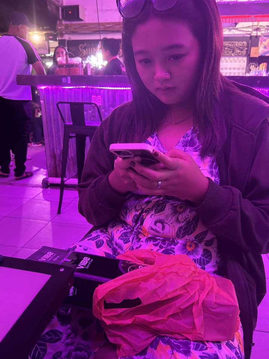 ann_ tweet media