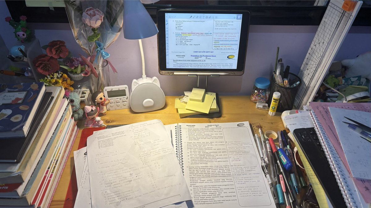 bluest²⁵gap (lock in) tweet media