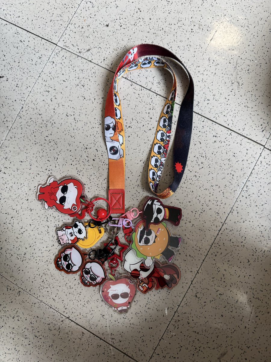 officer green tweet media