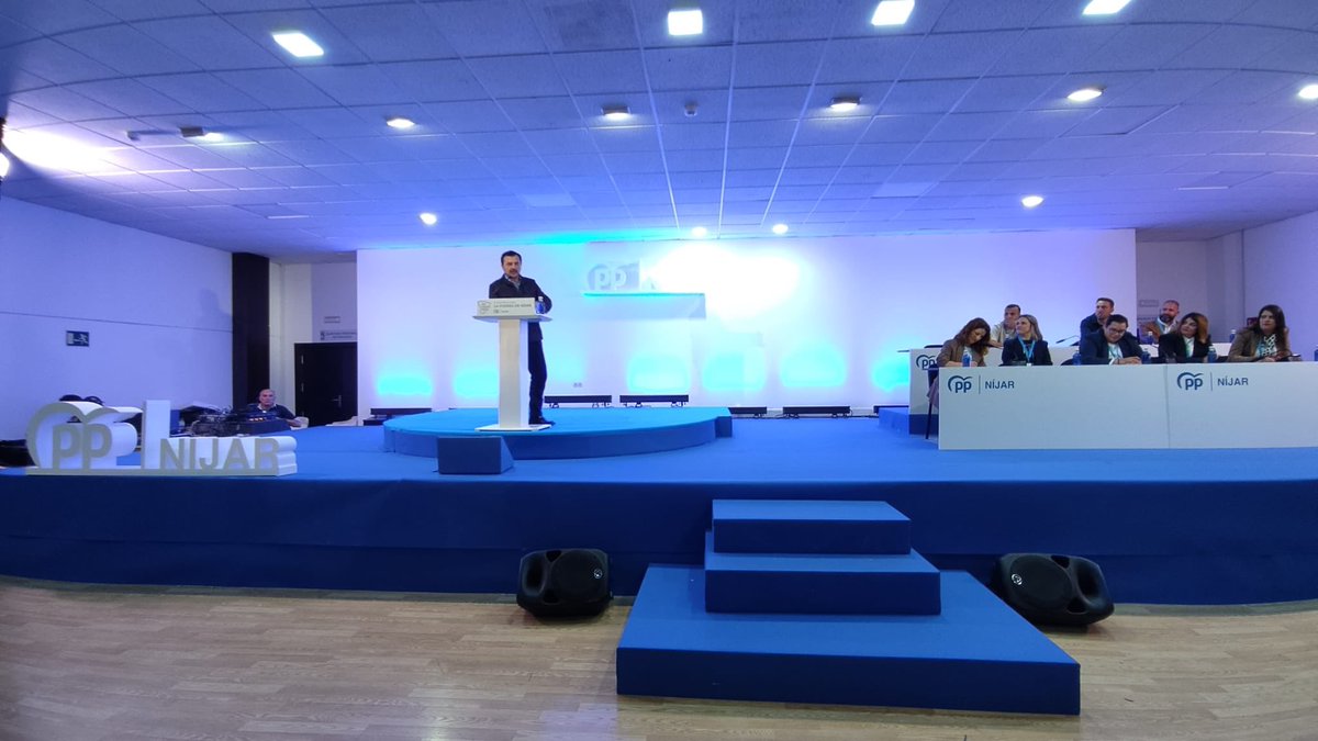 toni_miglesias's tweet photo. Acompañando a mis amigos del PP de Níjar, que hoy han elegido presidente a su gran alcalde @JFGARREQ. 👏👏👏💪💪🅿️🅿️ https://t.co/bVrlxkS2Tg