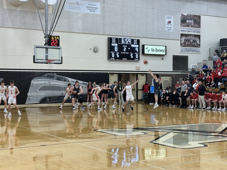 ๐
๐ซ๐๐๐ฆ๐๐ง ๐
๐๐ฅ๐๐จ๐ง๐ฌ tweet media