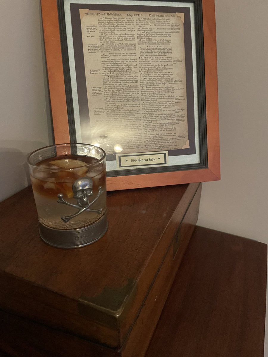 poseidon_ashore's tweet image. #Toast to all who go to sea in ships and submarines, and all that’s left of the Royal Navy. #darkandstormy #drinkrum #saturday #DavidandGoliath  @jonwalton in a tiny boat.