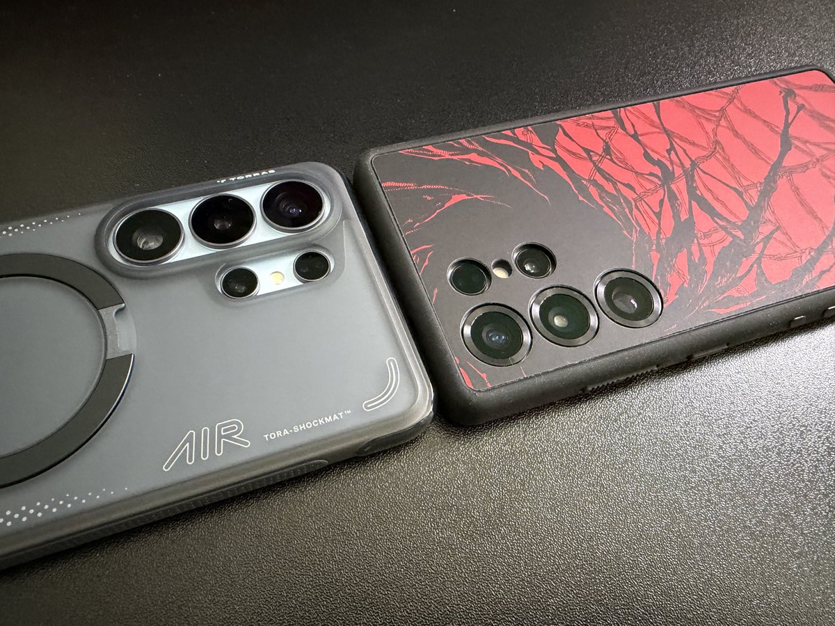 BobbyGsCorner's tweet image. Today’s Samsung dynamic duo will be wearing something from @dbrand and something from @TORRAS_Official #dbrand #torras #GalaxyS26Ultra