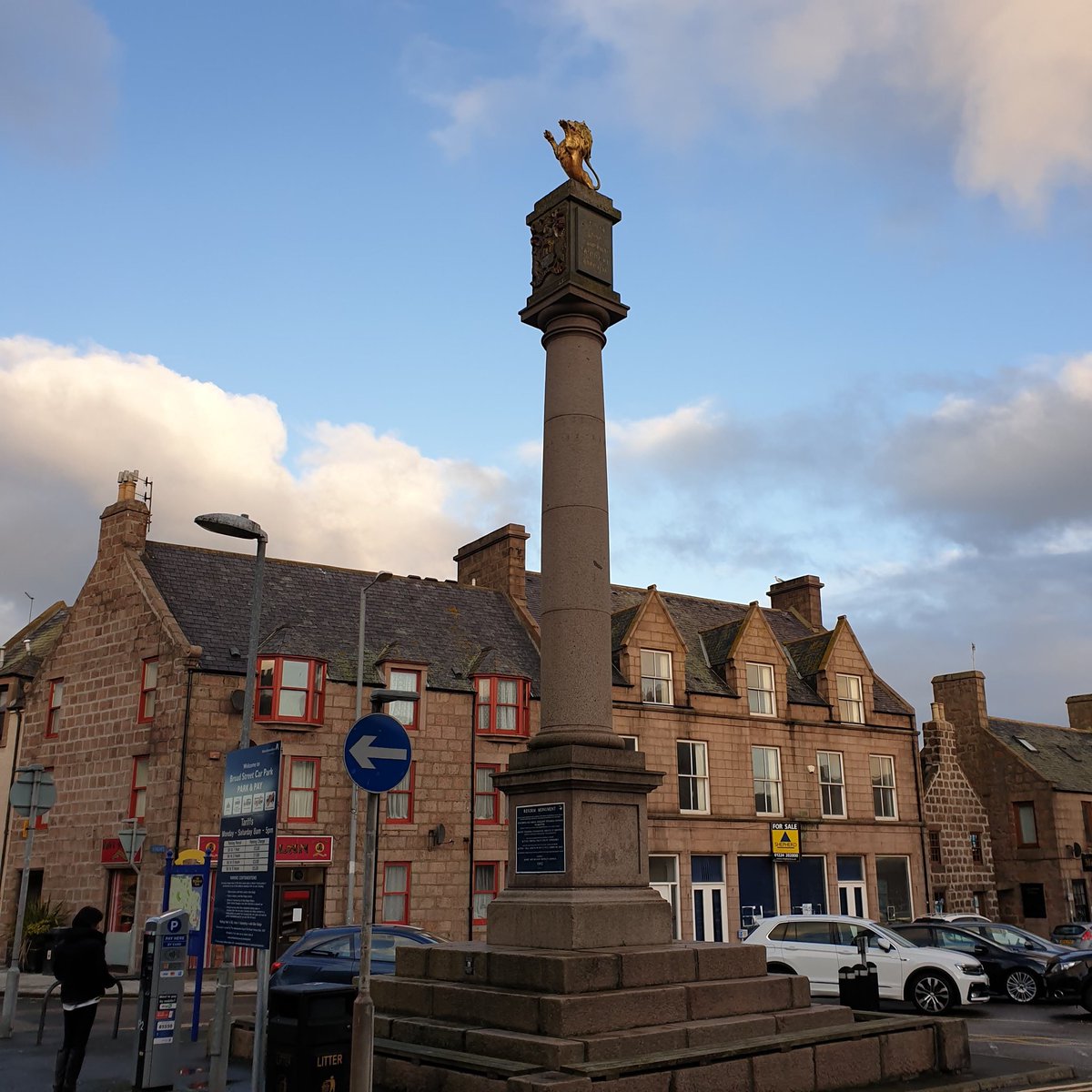 PeterheadTrail's tweet photo. You will discover the Reform Monument on Broad Street on the Peterhead Trail. Erected in 1833, restored 1992.
https://t.co/R40Vi0PexA #PeterheadTrail #Peterhead #VisitABDN #Aberdeenshire https://t.co/QgqO8uQzhO