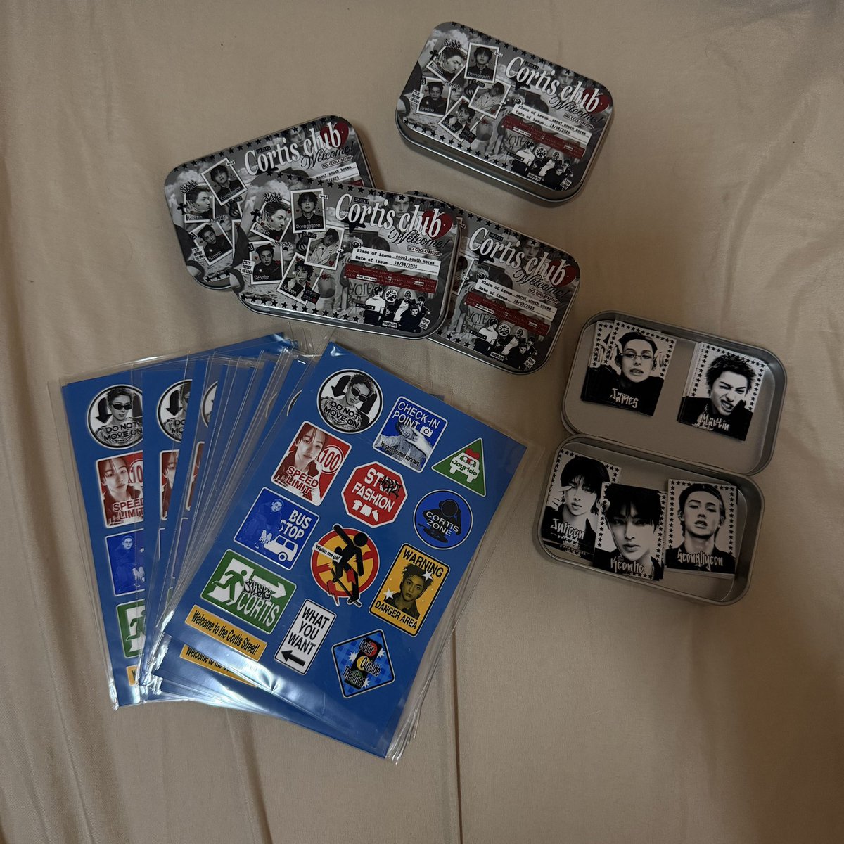 begoodnight's tweet photo. พร้อมส่ง 👀 

(15) sticker dicut 40.-/1 pcs.
(4) tinbox 69.-/1 pcs.
photo id 5.-/1member
+ james 4
+ martin 4
+ juhoon 5
+ seonghyeon 10
+keonho 4

shipping 30.-
mention only ♥️🥤

 #ตลาดนัดcortis https://t.co/d3Yn2smFmV
