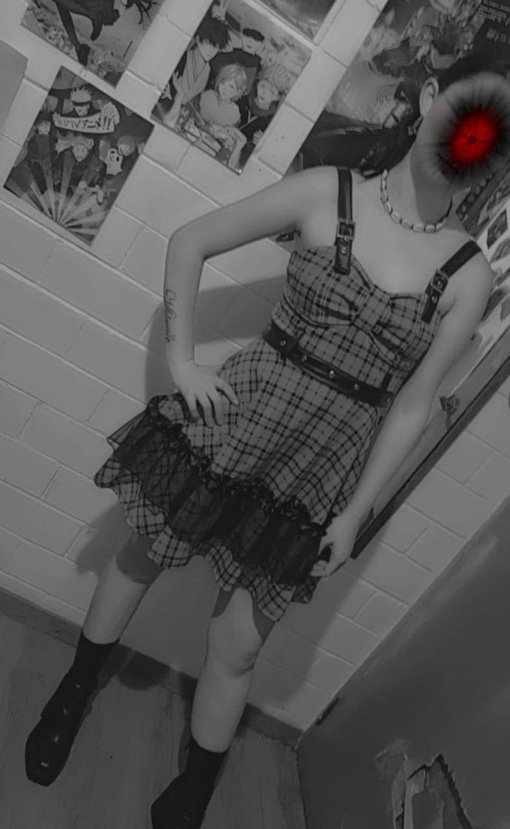 Anne con E tweet media