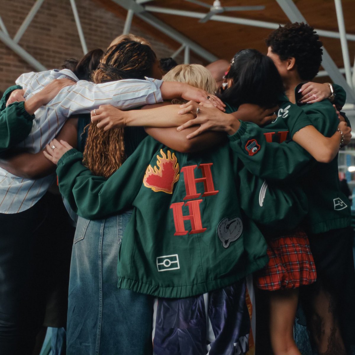 HeartbreakHighr's tweet photo. 11 DIAS PARA O FIM! #HeartbreakHigh https://t.co/CFual5zx2M