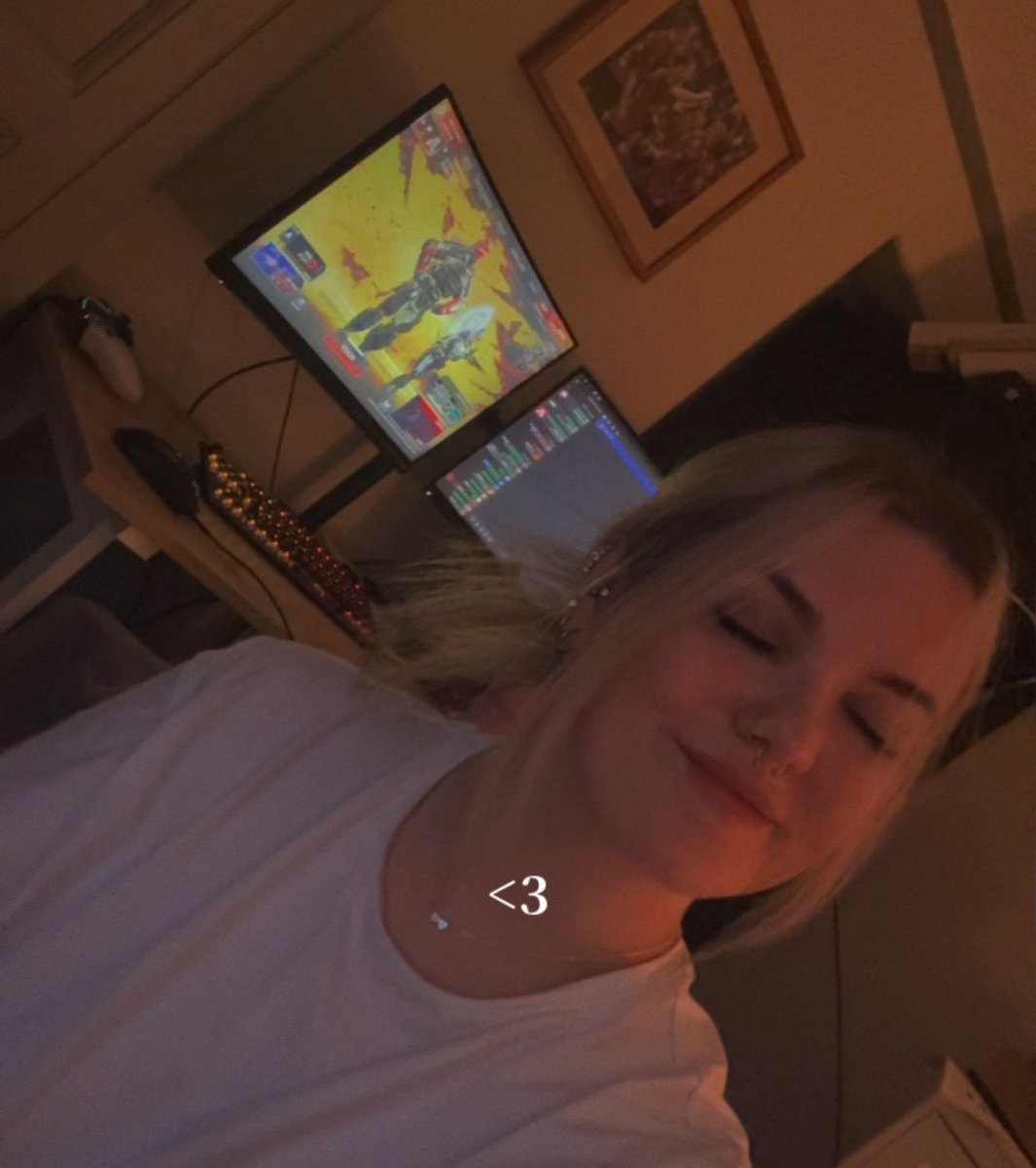 MissFoddy tweet media