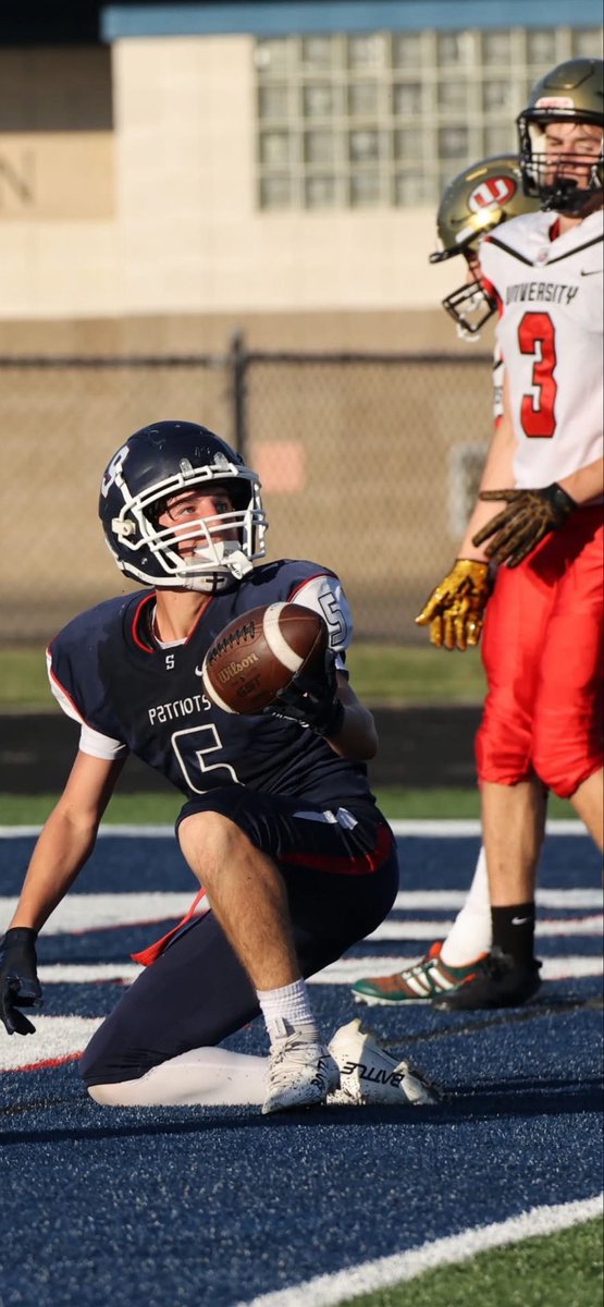 CarsonNutt5's tweet photo. PSHS vs University 
1 Td
1 Int
125 yards
6 receptions https://t.co/nBU9TR1jxQ