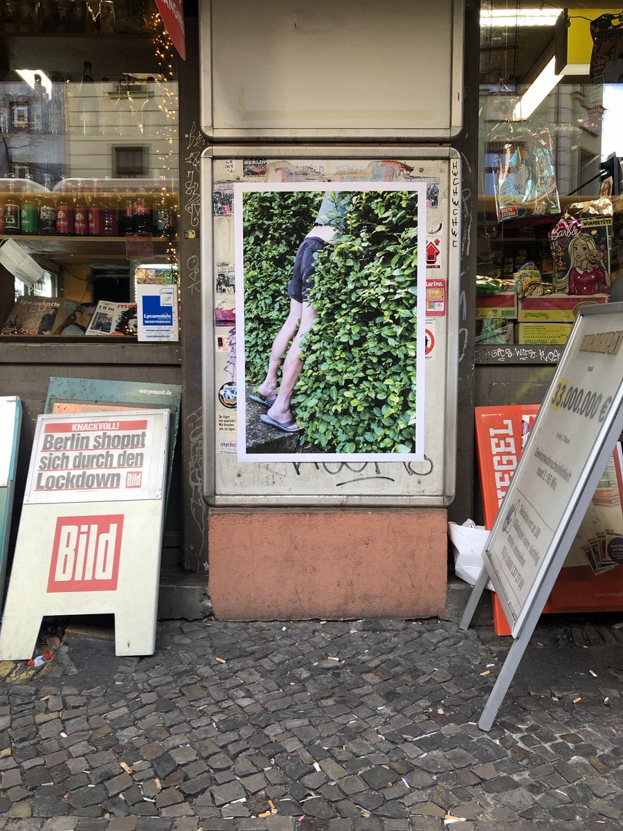 matter_birgit's tweet image. Ich bin auch echt angetan von den vielen #Ideen, Fotografie im öffentlichen Raum zu präsentieren 

Hier am »Säumärt« (Schweinemarkt) Neumarkt, der heute Paradeplatz in Zürich heißt. Nur ein »Bild im fotografischen« im überdachten öffentlichen Raum entdeckt, welches ich sofort