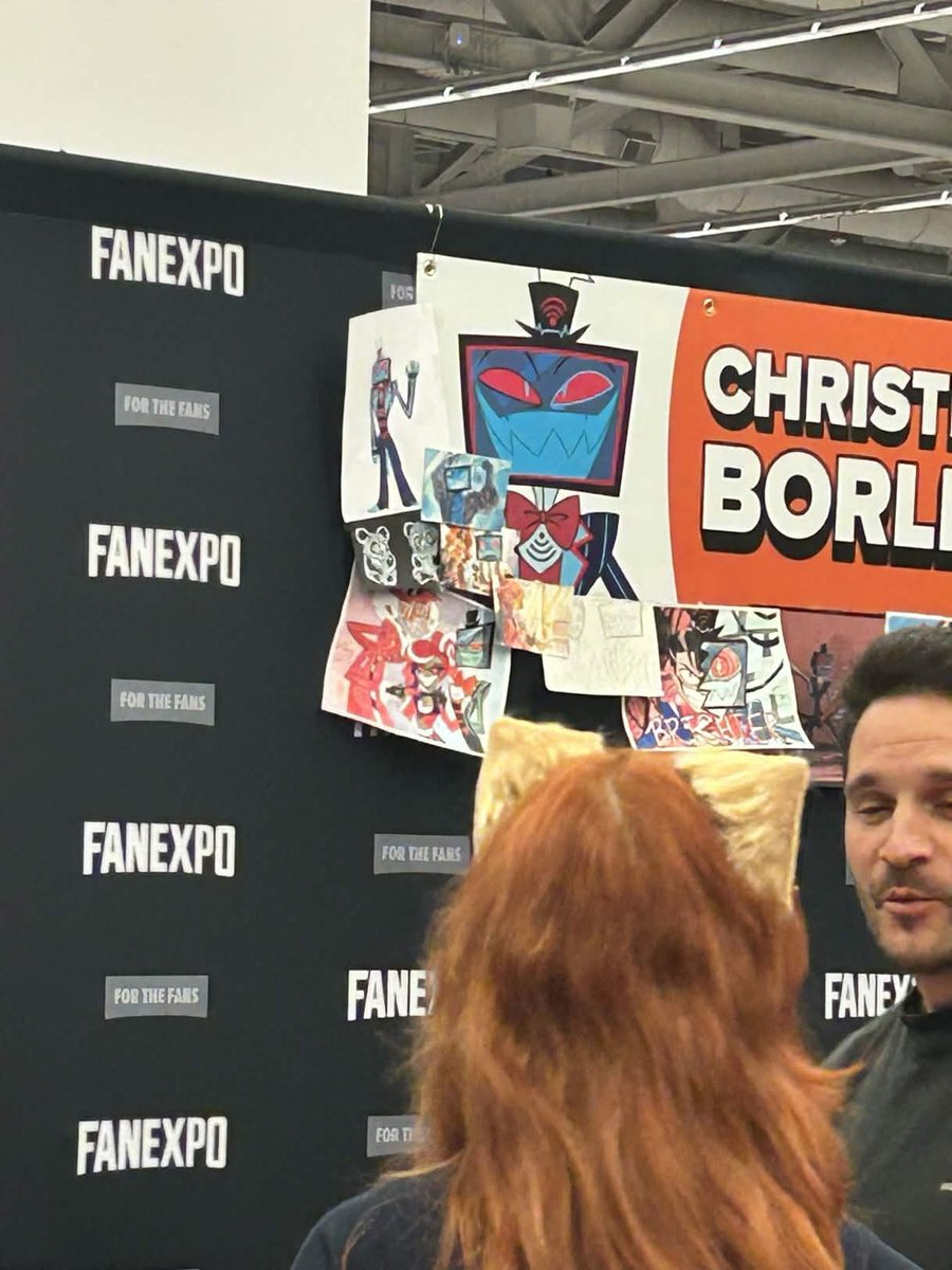 HE PUT MY ART UP :D !!!!!