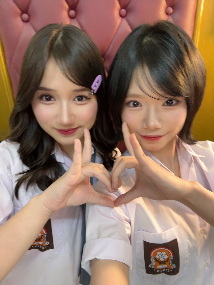 Kimmy_JKT48's tweet photo. terima kasih banyak yaaaaaa untuk PMDK IPSnya tadiiiii yayyyy seru banget ❤️❤️😆 https://t.co/CAwaVJKDVp