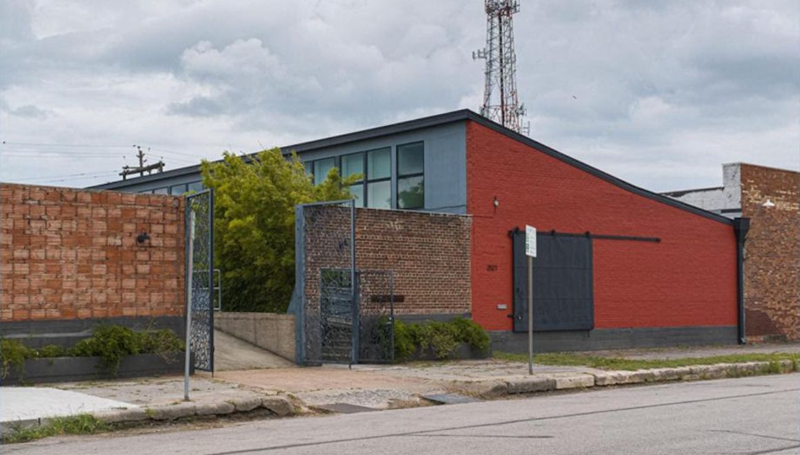 Glasstire tweet media