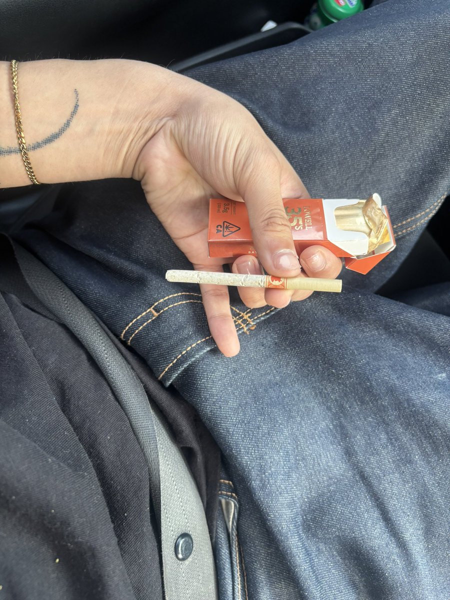 🙍🏽 tweet media