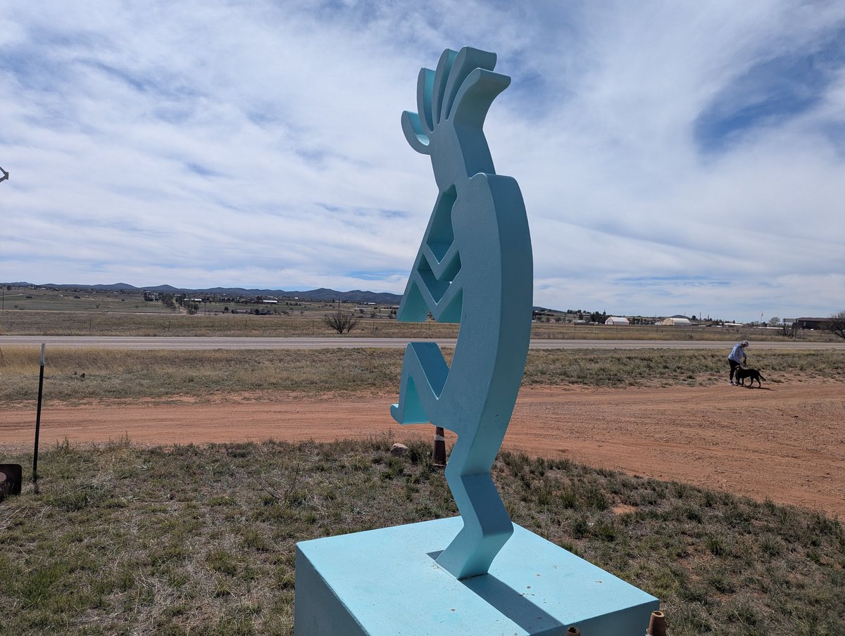 Dan Holiday tweet media