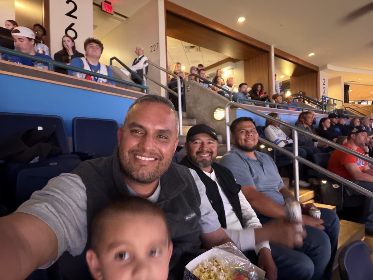 Warren CAT tweet media