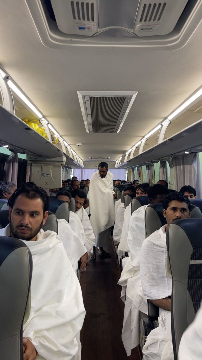 alfara33's tweet photo. انطلاق رحلة العمرة الخيرية الخامسه والسادسة لعدد(١٠٠) معتمر
برعاية جمعية الدعوة والإرشاد وتوعية الجاليات بالفارع https://t.co/LBfszIkqr6