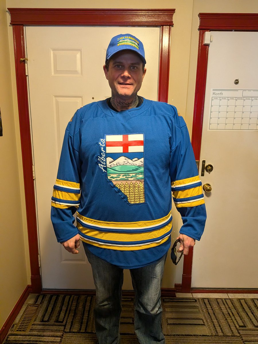 @HomeWithHolmes tweet media