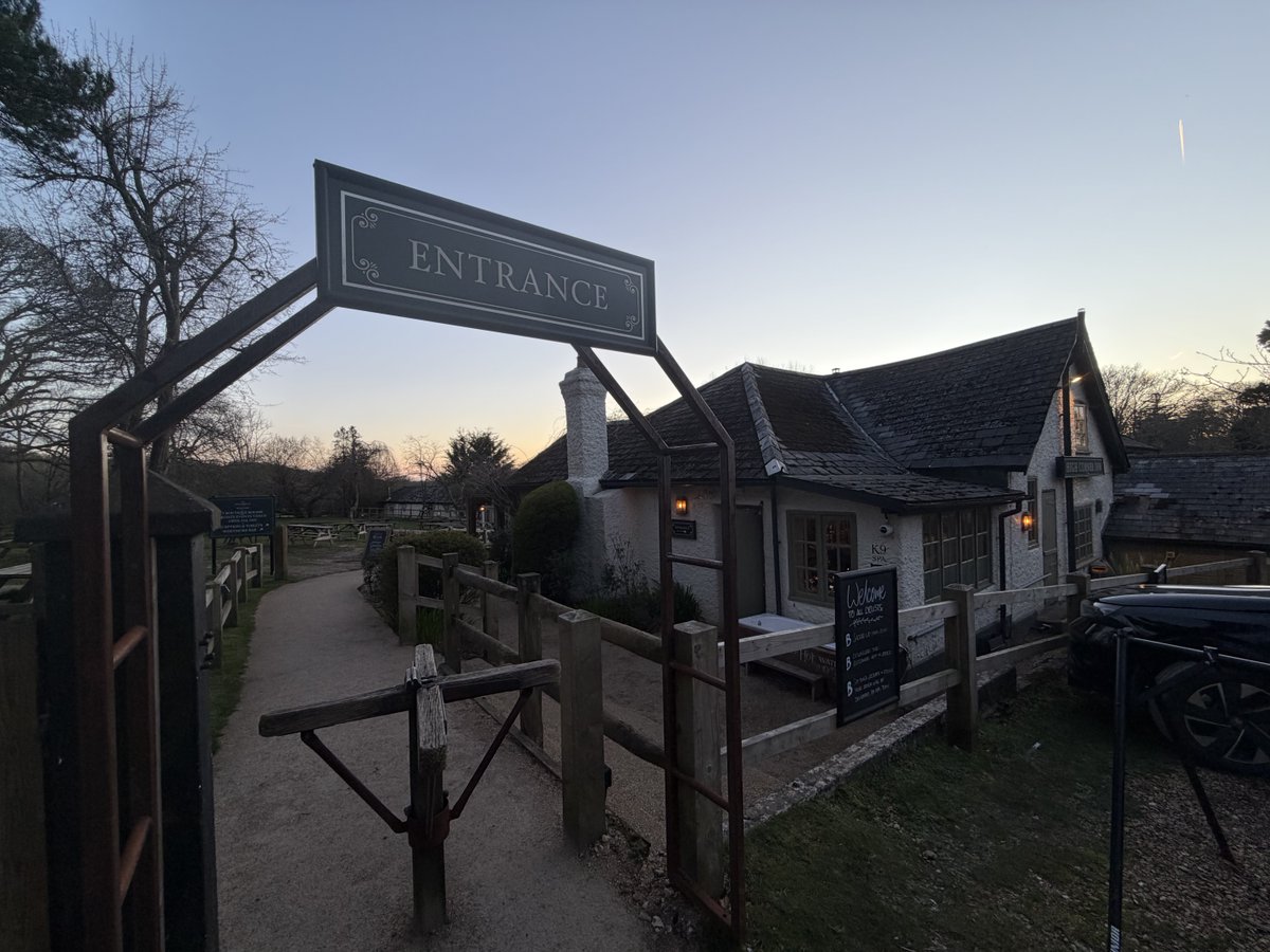 Alastair Hilton tweet media