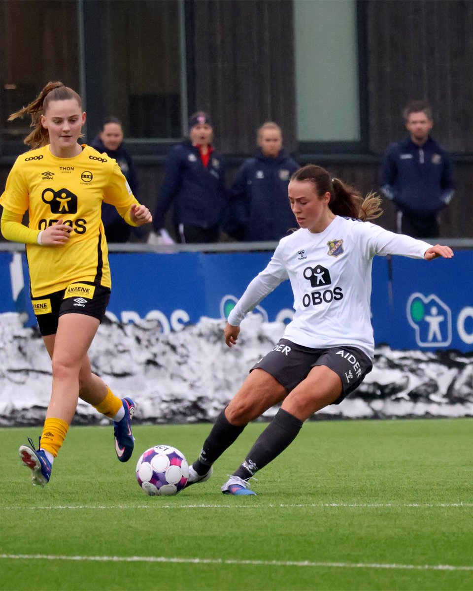 Lyn Damer tweet media