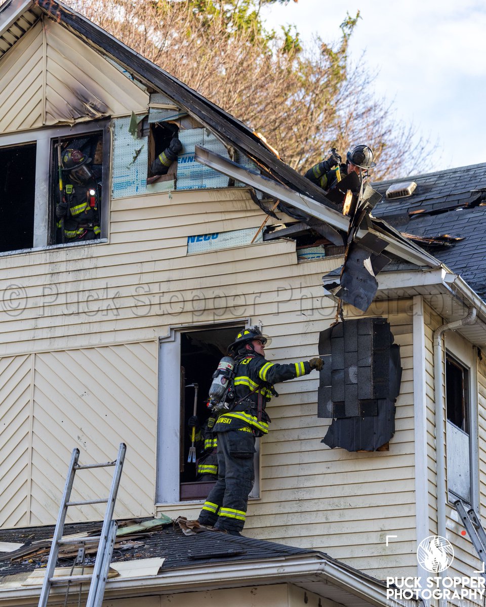 Puck Stopper Photography tweet media