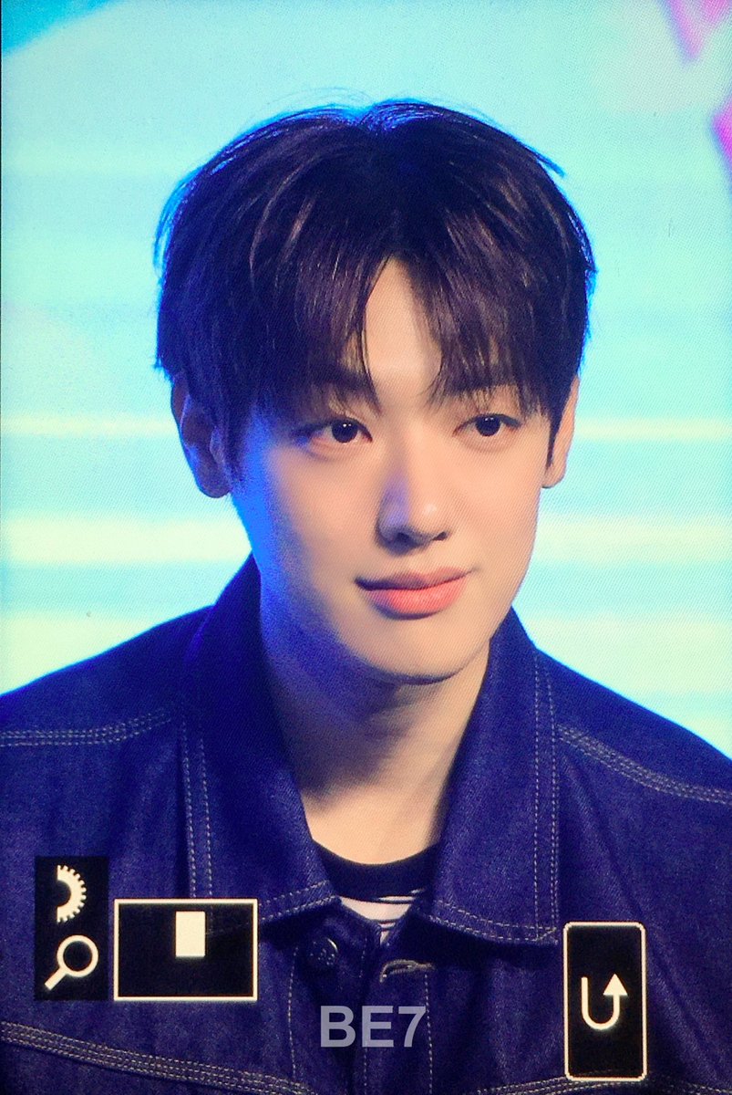 Be enormous '7' tweet media