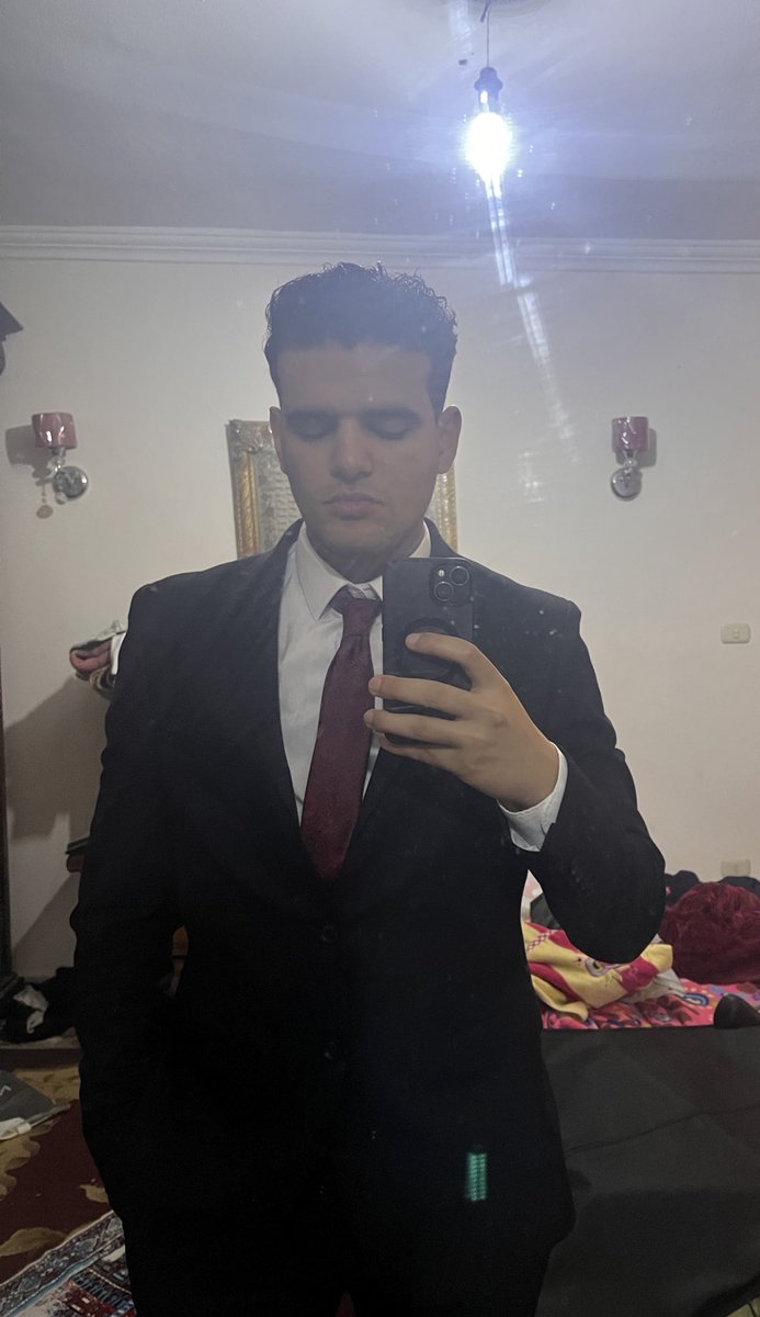 عدو سواقين الميكروباص #1 tweet media