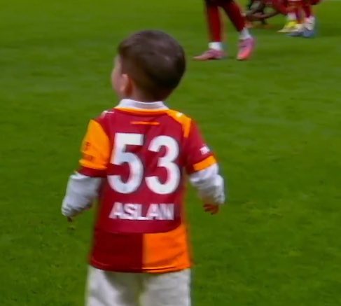 Aykırı tweet media
