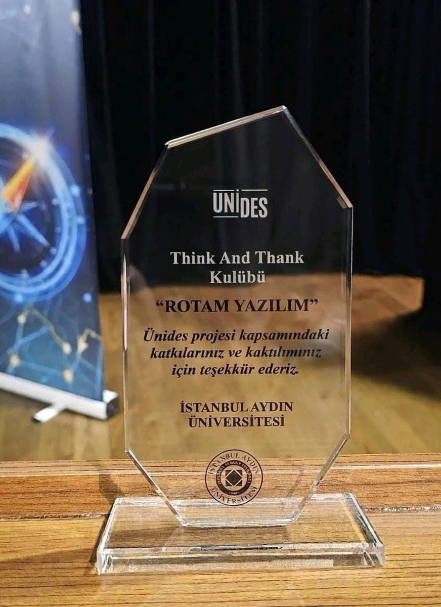 IAUubyo's tweet photo. ÜNİDES projesi kapsamında,  IAU Think&amp;Thank Kulübü öğrencileri tarafından hayata geçirilen "Rotam Yazılım" etkinliği ile lise öğrencileriyle bir araya geldik. Hocalarımız Prof.Dr. Ali Okatan ve Dr.Öğr. Üyesi M. Talha NARCI ufuk açıcı konuşmalarıyla öğrencilerimize ilham verdiler https://t.co/1YrT4ZK6sK