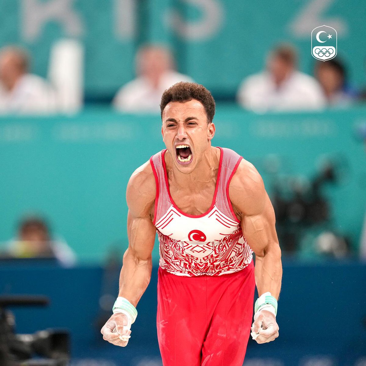 Adem Asil’den Altın Madalya 🥇🇹🇷

Antalya’da düzenlenen Artistik Cimnastik Dünya Kupasında milli sporcumuz Adem Asil, halka aletinde 14.533 puan alarak altın madalyanın sahibi oldu.

Tebrikler 👏🏻🇹🇷

<a href="/turkcimfed/">Türkiye Cimnastik Federasyonu</a>