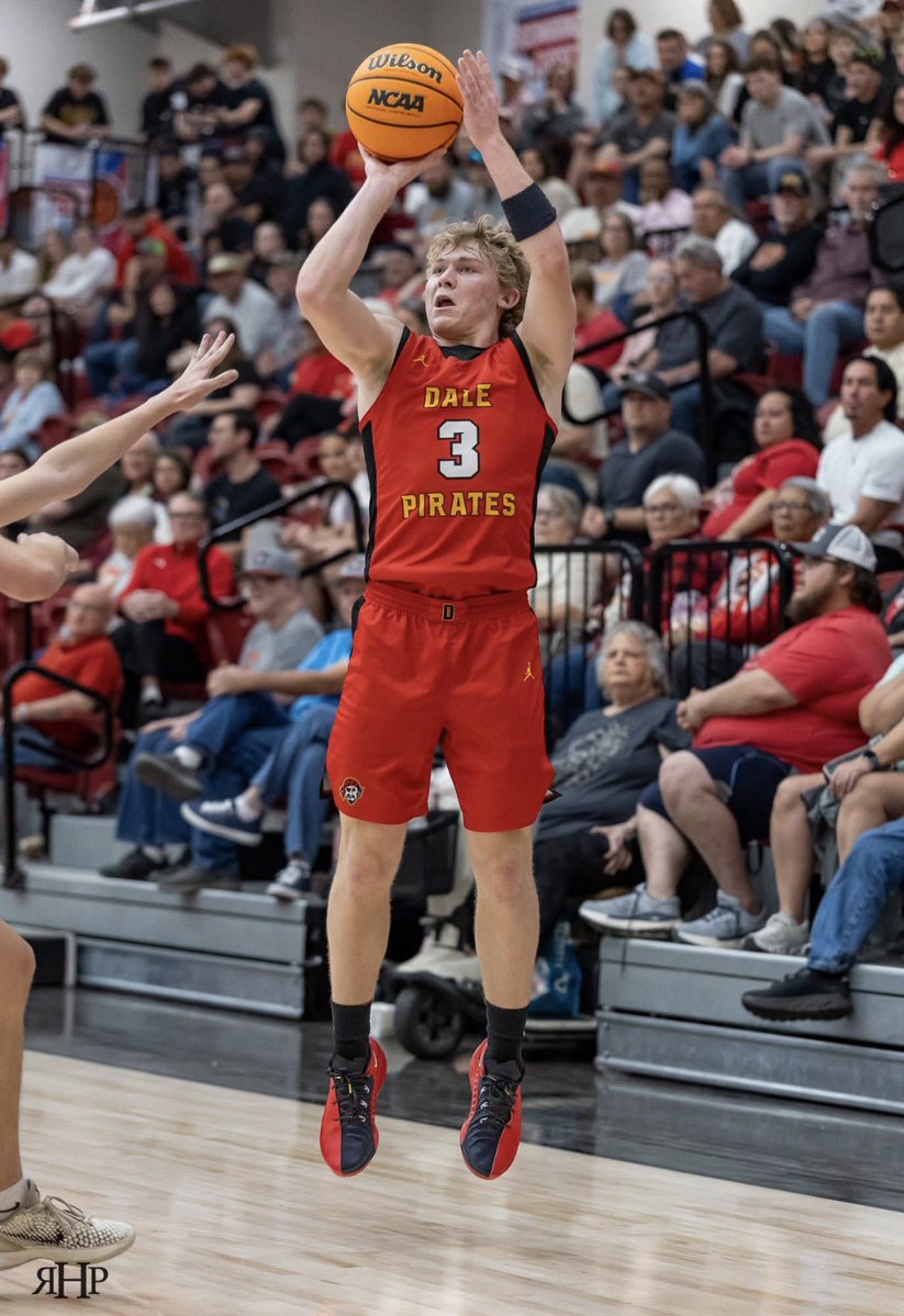 Josh Forsythe tweet media