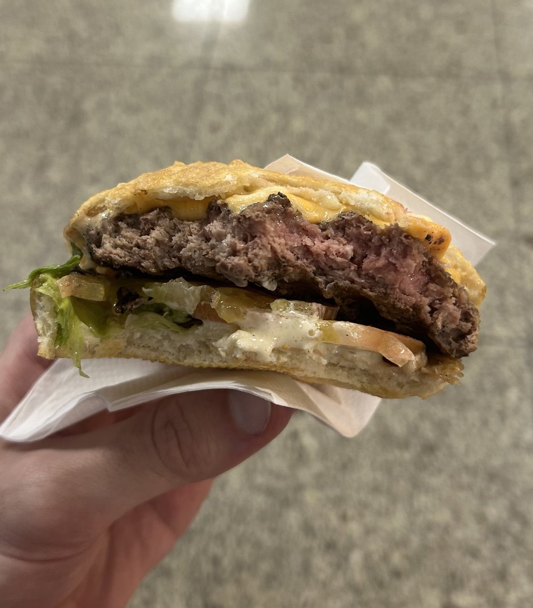 André Motta tweet media