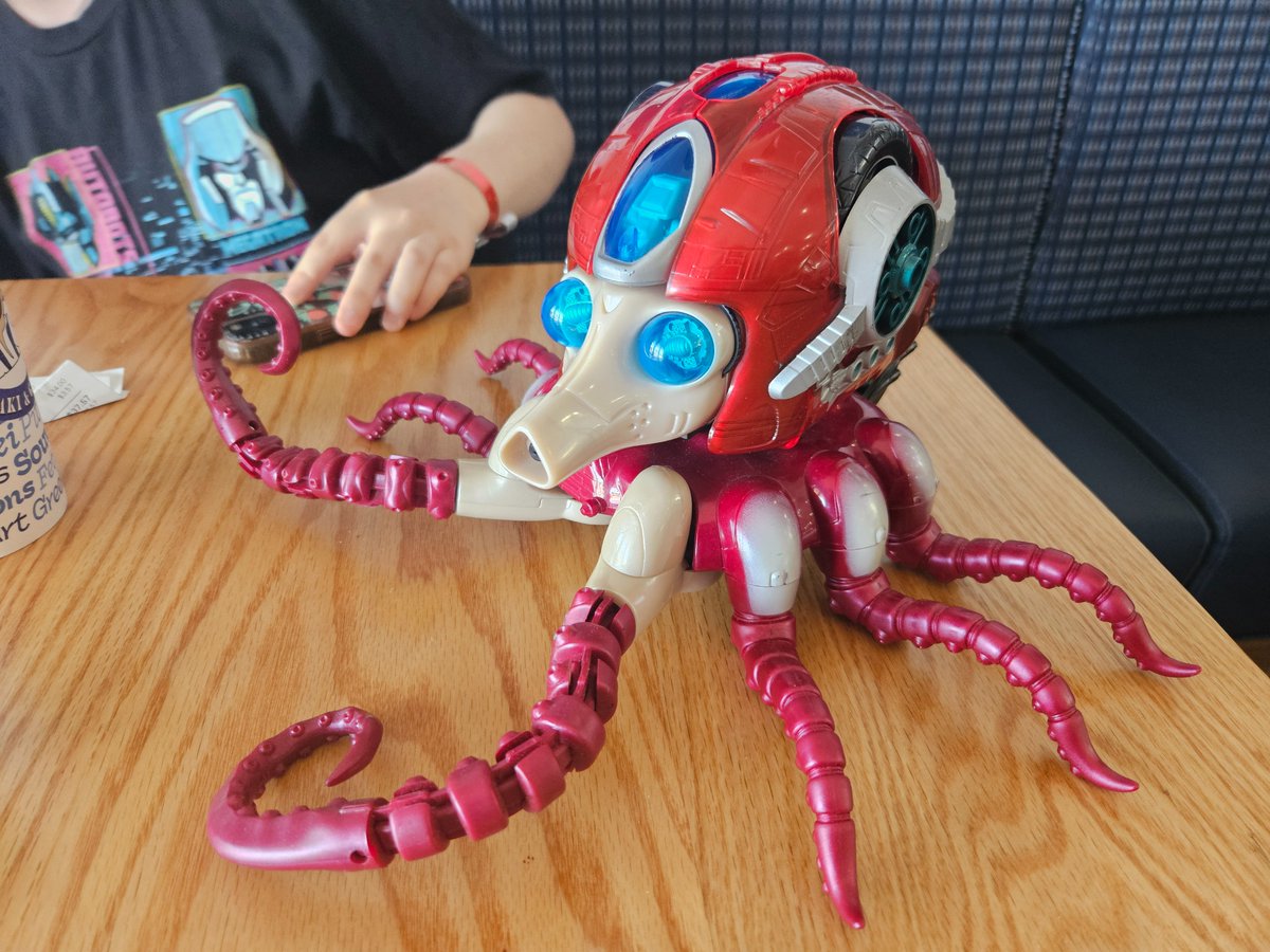 BeastWarsDaily tweet media