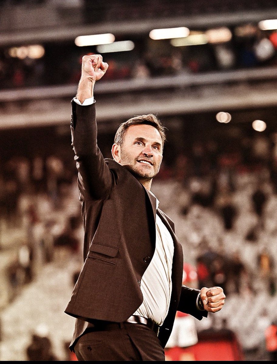 Sevgiyi, saygıyı hak ediyorsun Hocam.
OKAN BURUK.