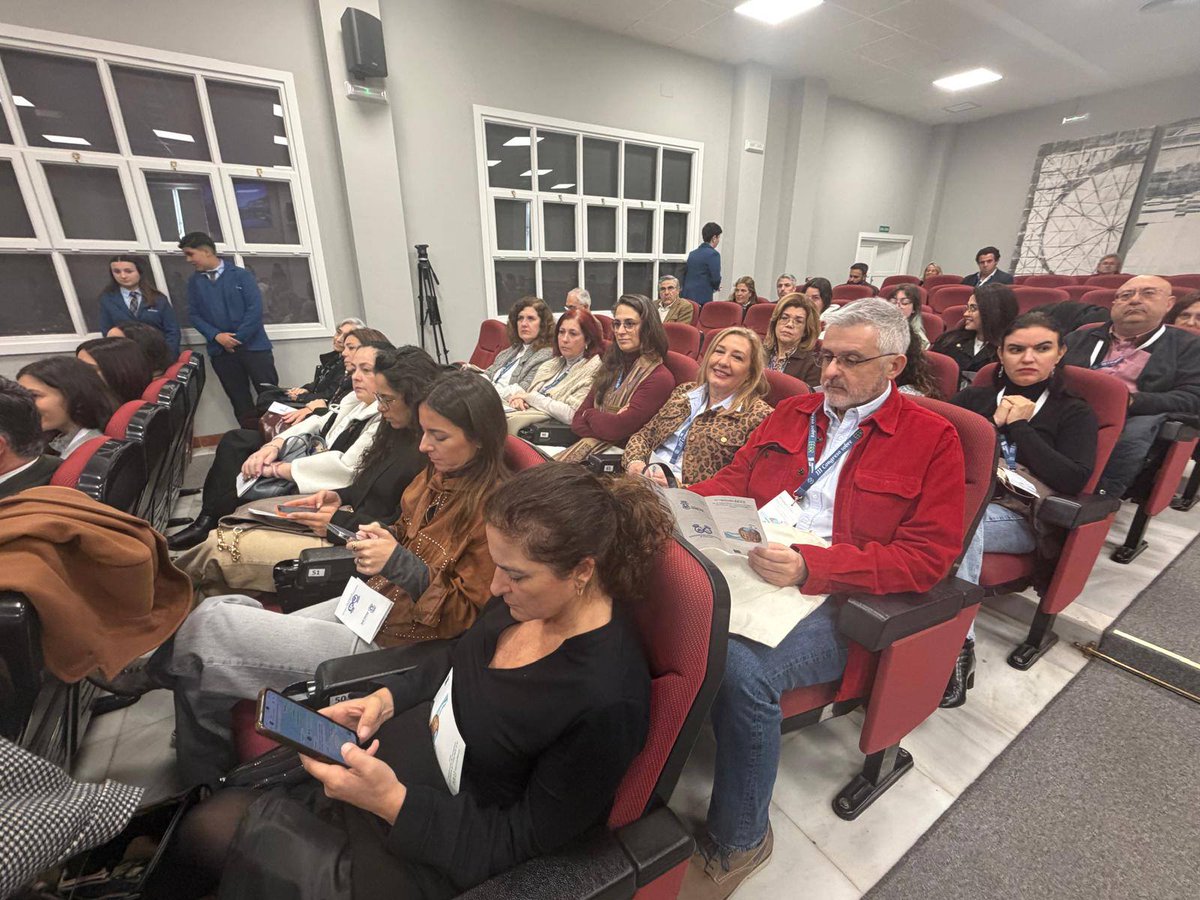 Colegio de Médicos de Huelva tweet media