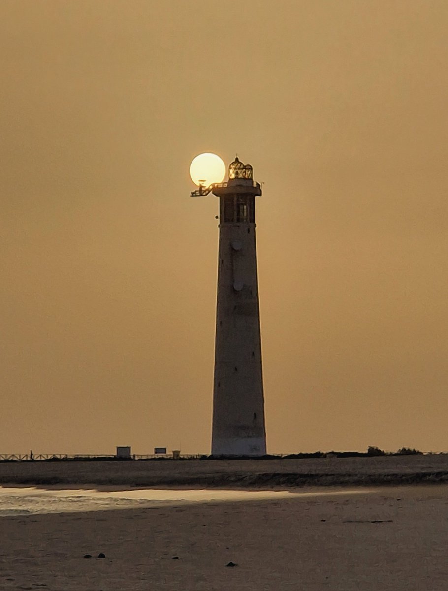 MetWatch ☈ tweet media