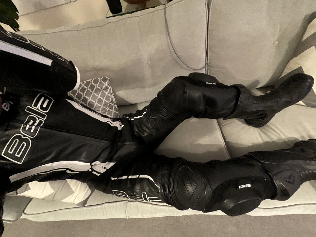 SlickBikeRider tweet media