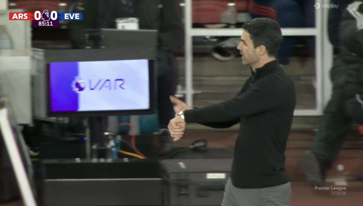 The Touchline | 𝐓 tweet media