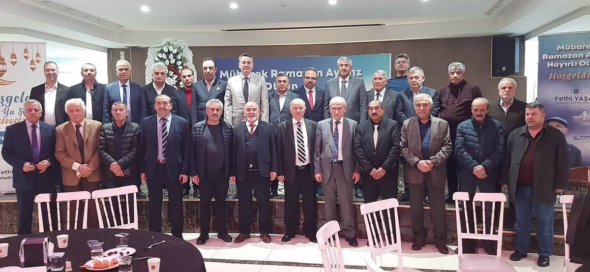 ercyskayserider's tweet photo. Bugünkü iftarımızda Erciyes Kayserililer Derneği olarak Kayserili Dernekler Federasyonunun misafiriydik, hep birlikte oruçlarımızı açtık. Misaifrperverliklerinden dolayı federasyon başkanımız sayın Ahmet Etöz beye ve yönetimine teşekkür ederim. Allah birliğimizi daim eylesin. https://t.co/lXpn0ewssf