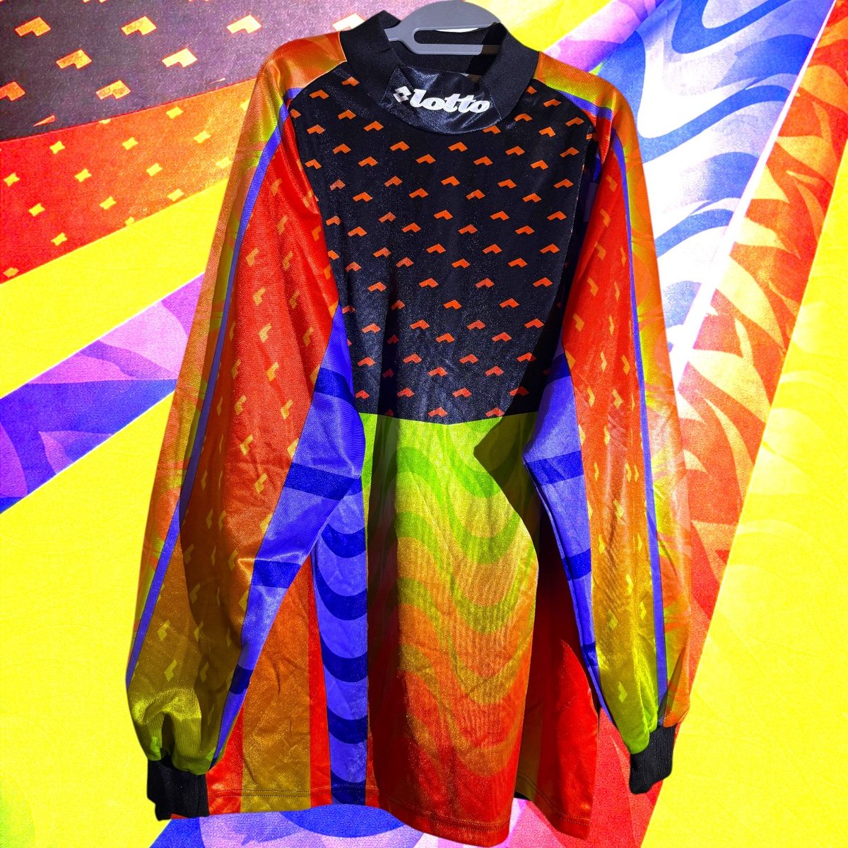 AMShirts tweet media