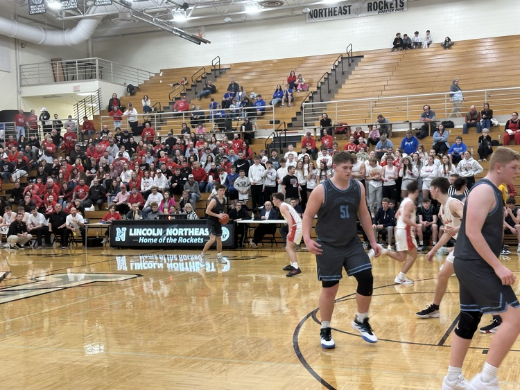 ๐
๐ซ๐๐๐ฆ๐๐ง ๐
๐๐ฅ๐๐จ๐ง๐ฌ tweet media