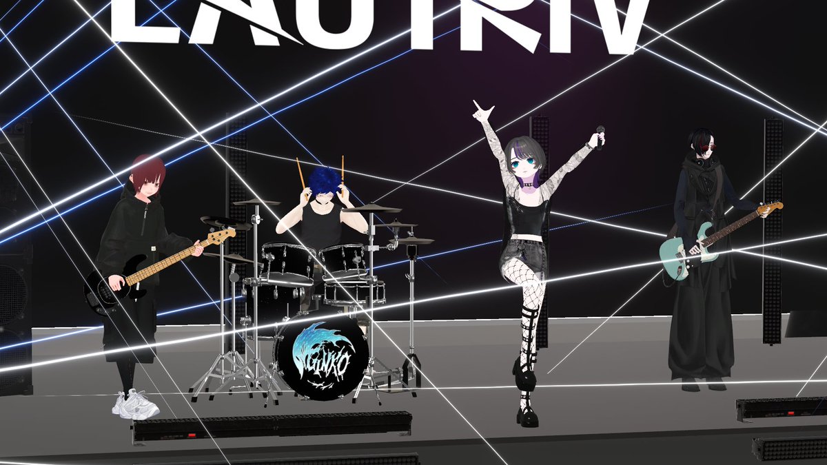 SlyFirefly tweet media