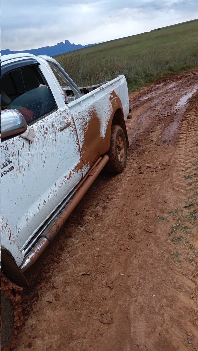 I'm thoroughly enjoying this life. I'm never trading it for anything.  We got stuck and if kwenzeka tract will haul us