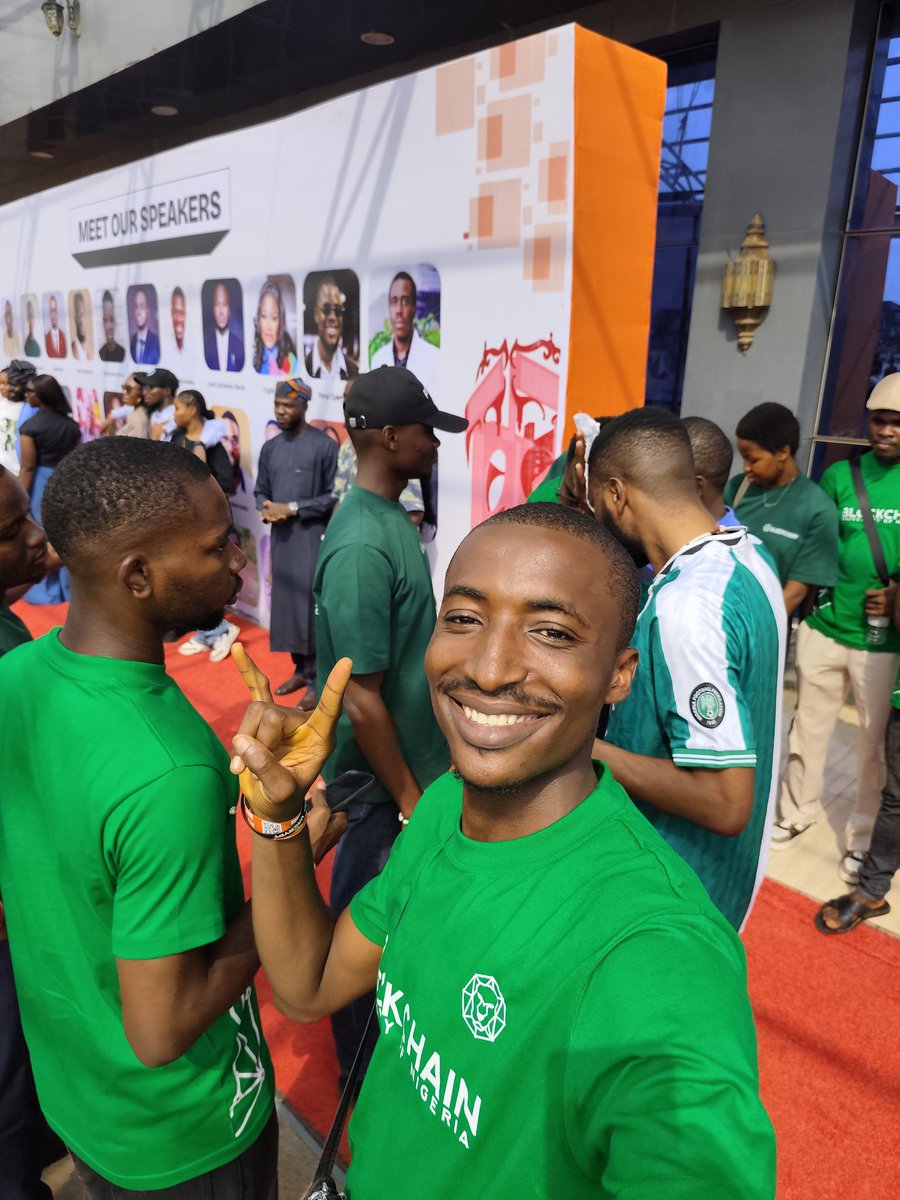 MILLYSMITH - drDev ⚡🦅 tweet media