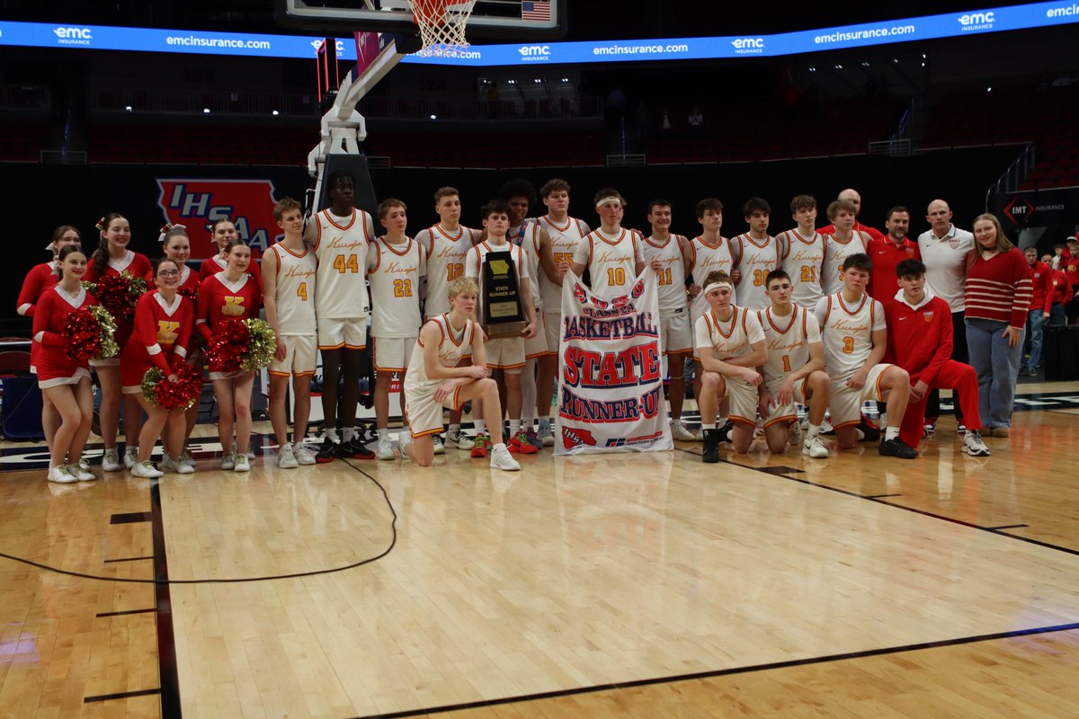 KnightLife tweet media