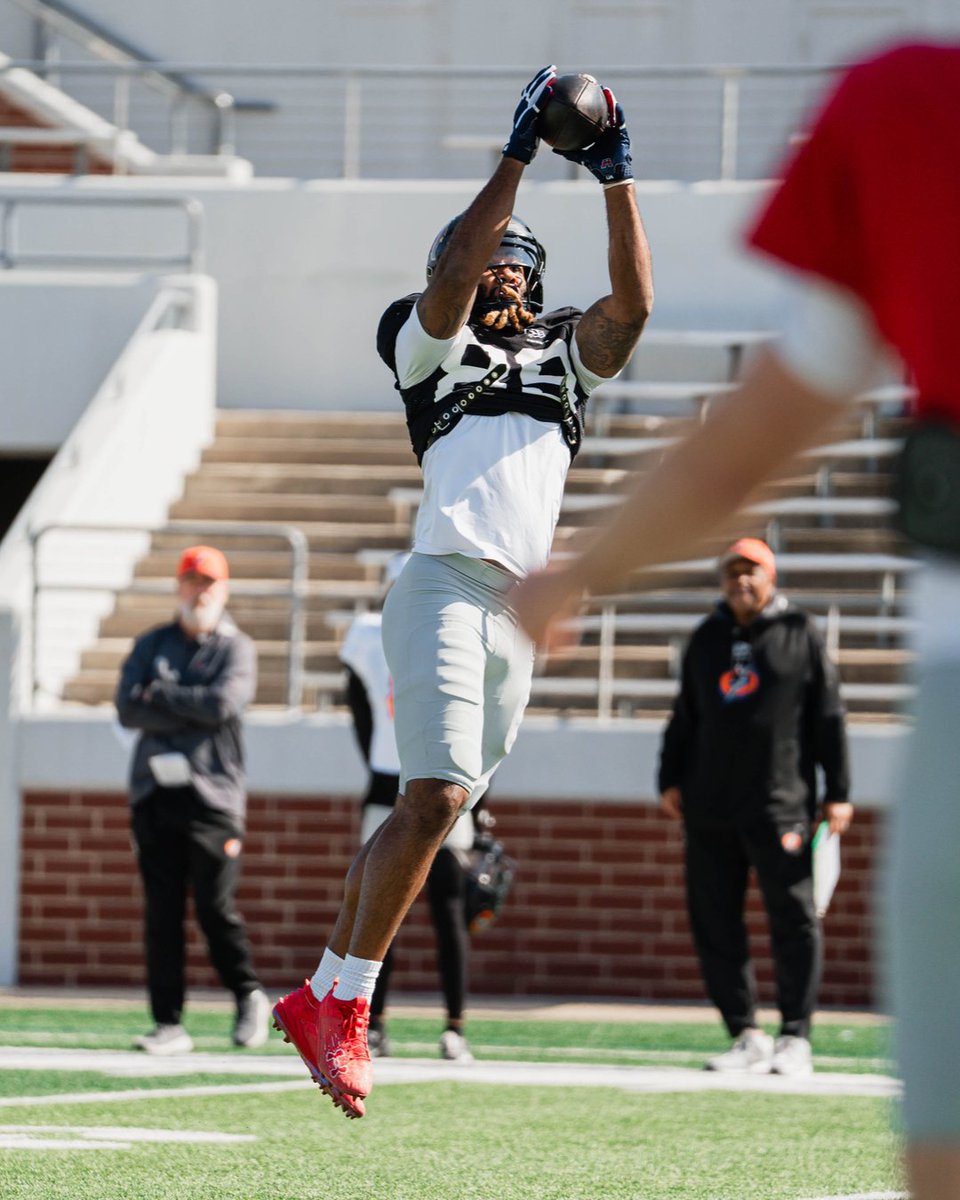 Houston Gamblers tweet media